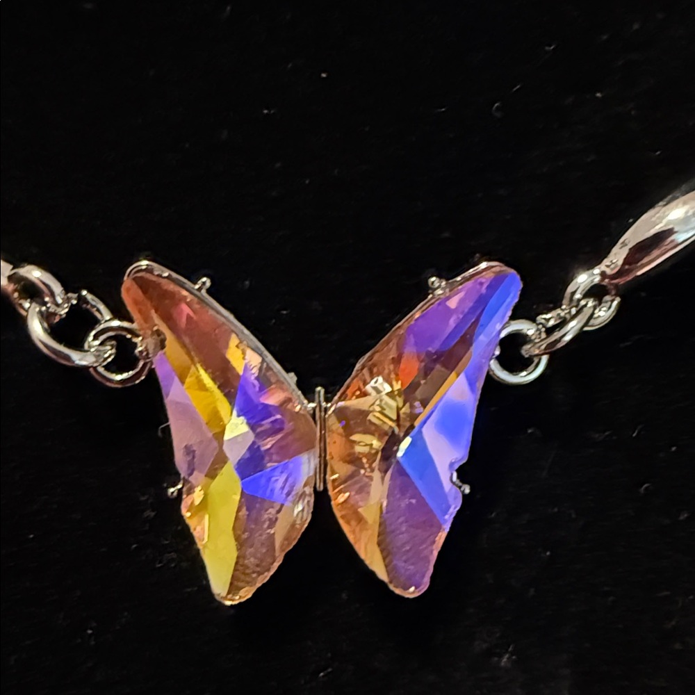 NWT Orange UV Butterfly Necklace & Earrings Set(Last Set) - Picture 5 of 5